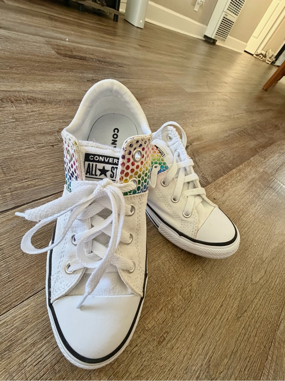 Converse Kids White Low-Top Sneakers with Rainbow Eyelet Detail
